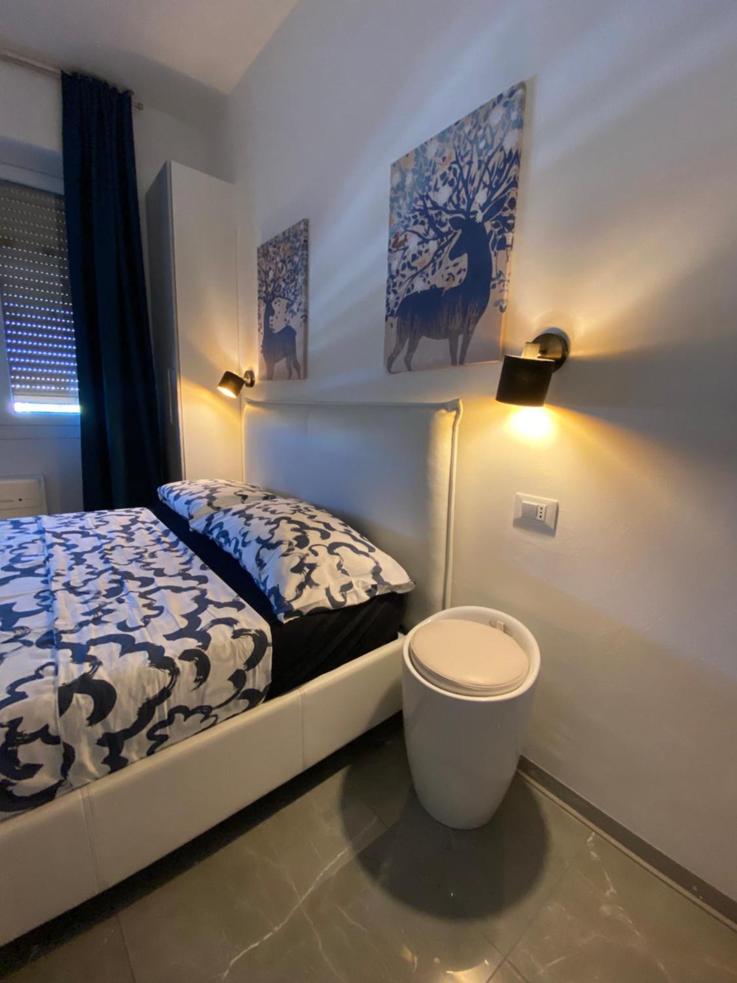 Cozy Corner Via Sammartini * Milano